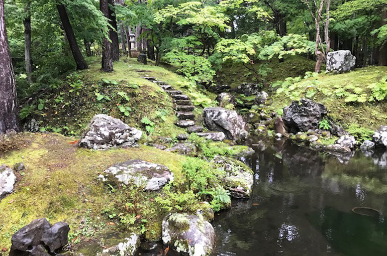園丁中庭